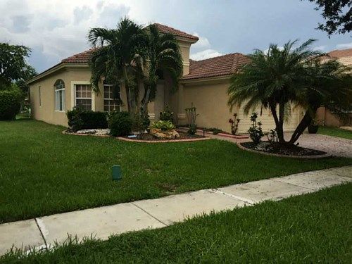2946 SW 133 AV, Hollywood, FL 33027
