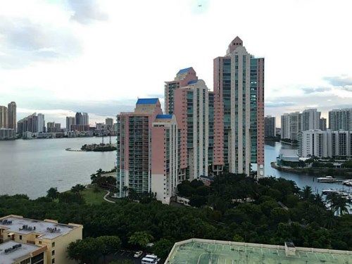 3300 NE 192 ST # PH16, Miami, FL 33180