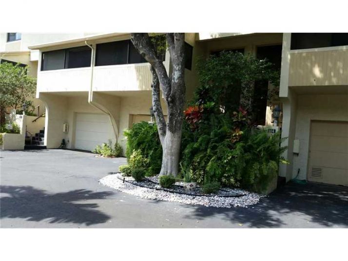 3217 NE 13 ST # 103, Pompano Beach, FL 33062