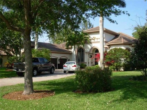 6354 NW 93 DR, Pompano Beach, FL 33067