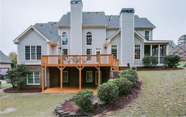 2532 Floral Valley Drive, Dacula, GA 30019