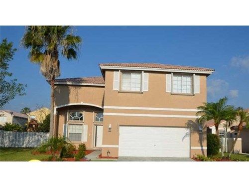 352 SW 193 AV, Hollywood, FL 33029