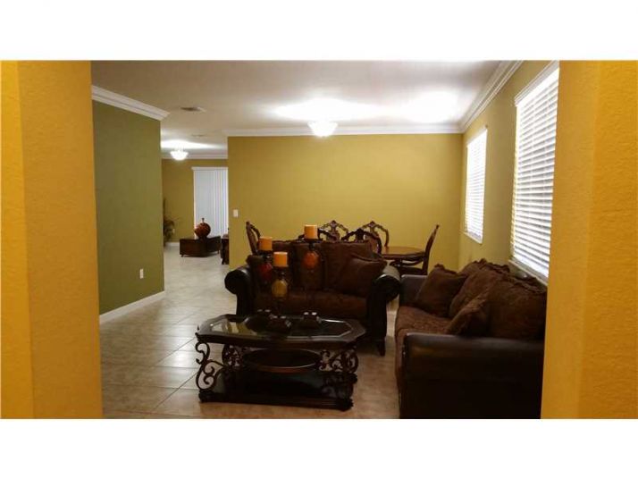 570 SE 34 AV, Homestead, FL 33033