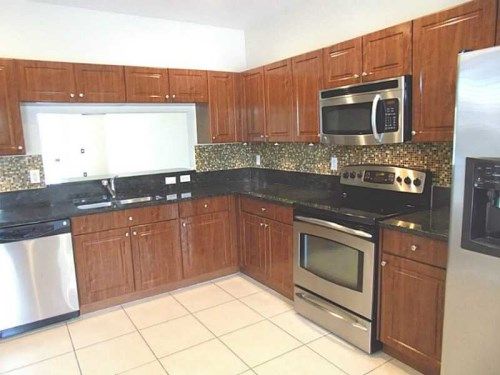 8291 SW 27 ST # 103, Hollywood, FL 33025