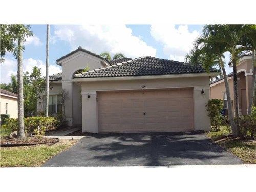 1014 BLUEWOOD TE, Fort Lauderdale, FL 33327