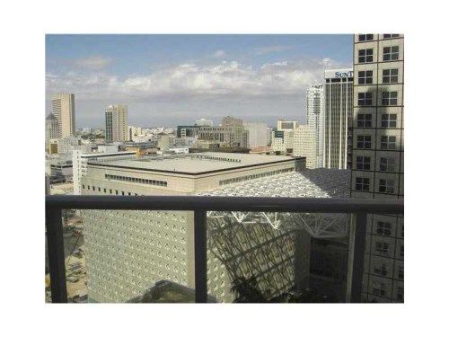 300 S BISCAYNE BL # T2105, Miami, FL 33131