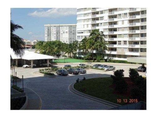 1985 S OCEAN DR # 3B, Hallandale, FL 33009
