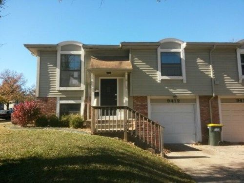 9412 Switzer St, Overland Park, KS 66214