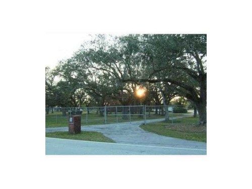 27000 SW 157 AV, Homestead, FL 33031