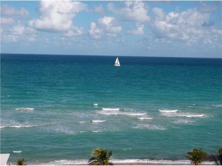 2030 S OCEAN DR # 904, Hallandale, FL 33009