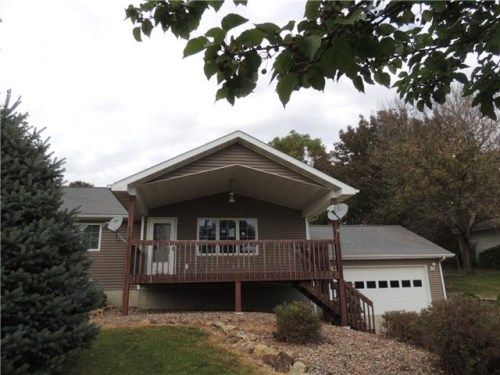126 Terrace Dr, Otley, IA 50214