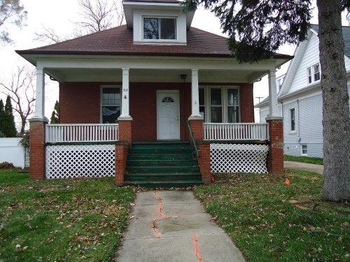 314 Walnut St, Wyandotte, MI 48192