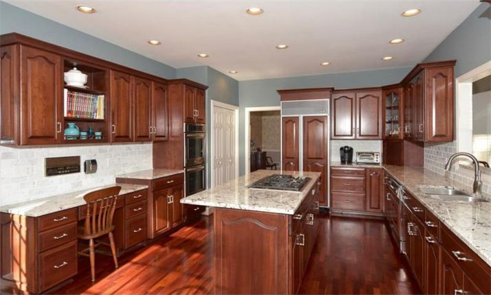 260 Plantation Way, Roswell, GA 30075