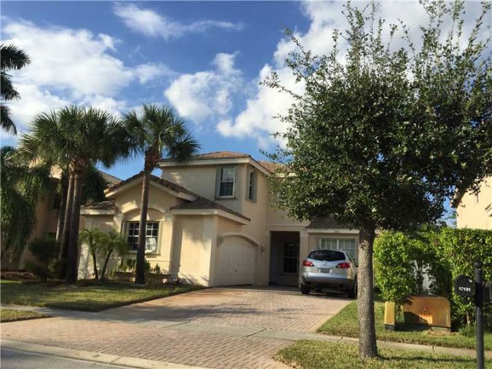 13131 SW 45 DR, Hollywood, FL 33027