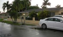 512 SW 103 AV Miami, FL 33174