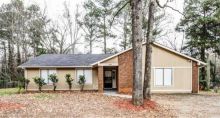 1467 Diplomat Drive Riverdale, GA 30296