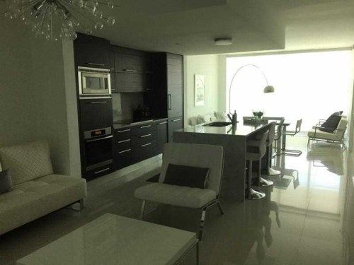 900 Biscayne Blvd # 305, Miami, FL 33132