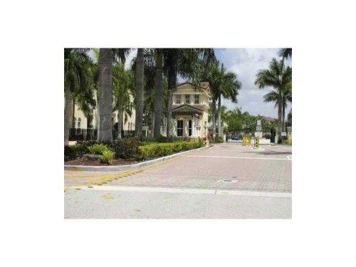 4301 SW 160 AV # 215, Hollywood, FL 33027