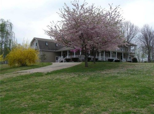 100 Willow Pond Road, Dahlonega, GA 30533