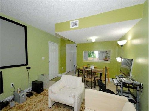 8250 SW 149 CT # 8-210, Miami, FL 33193
