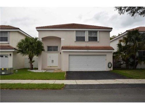 8411 SW 44th Pl, Fort Lauderdale, FL 33328