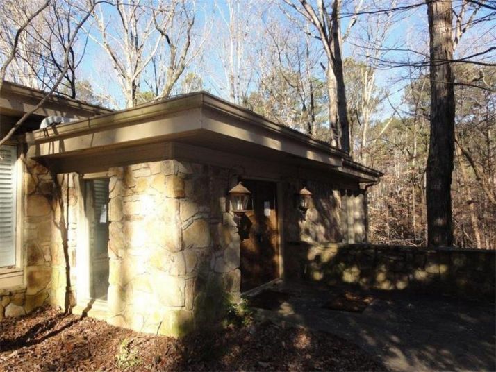 5725 Winterthur Lane, Atlanta, GA 30328