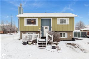 3240 Spalding Circle, Anchorage, AK 99507