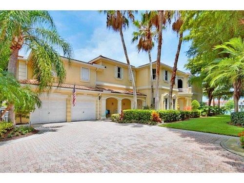 21301 NE 38 AV # 58, Miami, FL 33180