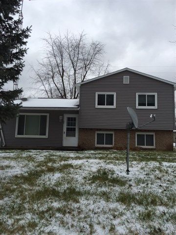 12496 Center Rd, Clio, MI 48420