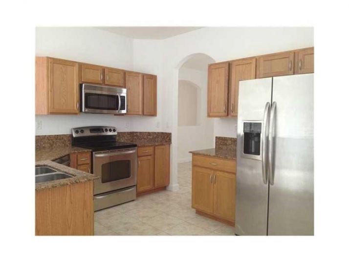 8650 NW 109th Ct # 0, Miami, FL 33178