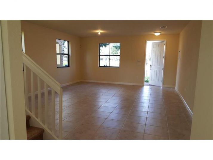 11720 SW 233 LN, Homestead, FL 33032