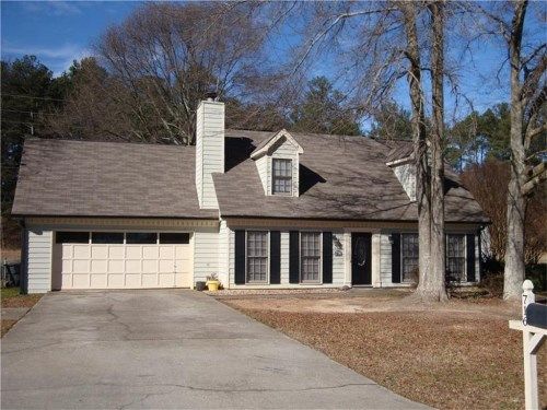 716 Fallowfield Drive, Loganville, GA 30052