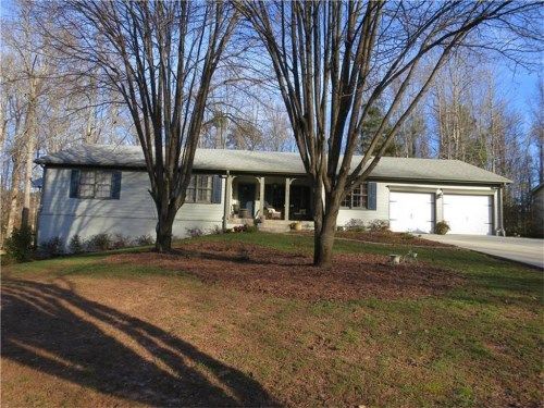 4020 Derby Drive, Cumming, GA 30040