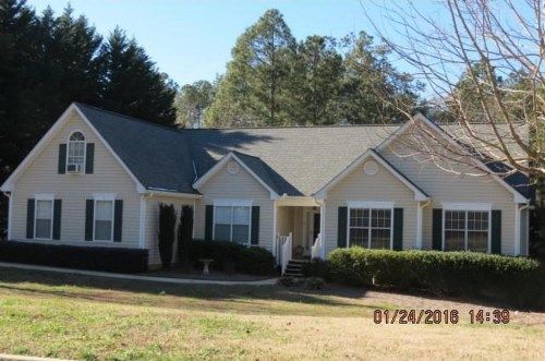 900 Scenic Lake Drive, Lawrenceville, GA 30045