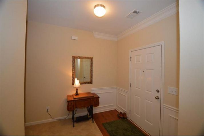 28 Barrett Lane Se, Cartersville, GA 30120