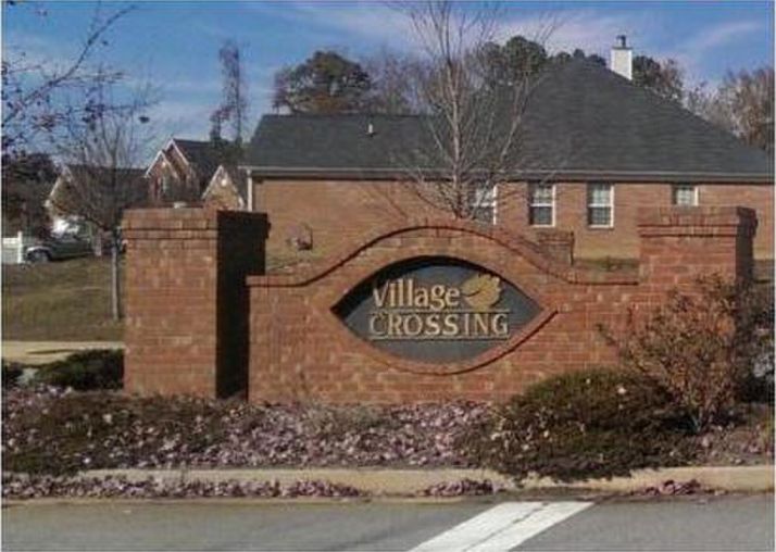 4098 Village Crossing Circle, Ellenwood, GA 30294