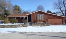 22 Woodbury Ln Bedford, NH 03110