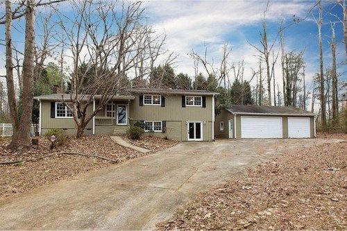 2411 Ramblewood Court, Acworth, GA 30102