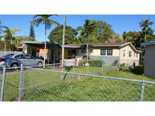 420 SW 10 ST, Hallandale, FL 33009