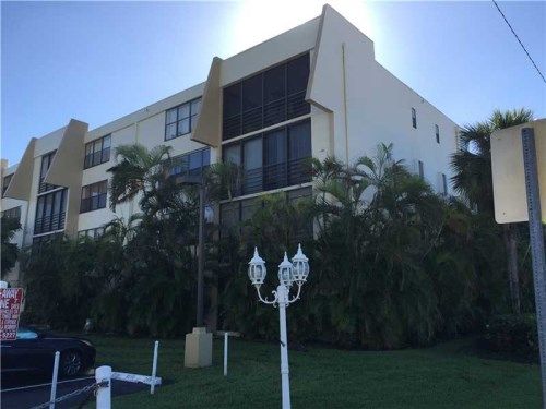 20381 NE 30th Ave # 418-7, Miami, FL 33180