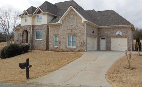 2240 Stoney Point Farms Drive, Cumming, GA 30041