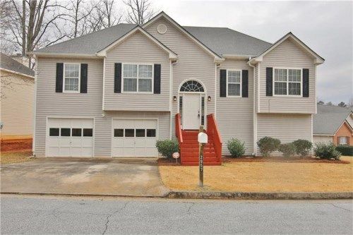 2957 Hampton Club Way, Lithonia, GA 30038