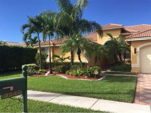 3240 SW 186TH TE, Hollywood, FL 33029