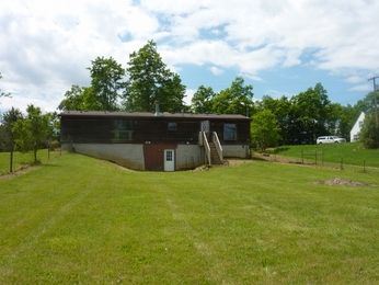 5665 Weller Rd, Gregory, MI 48137