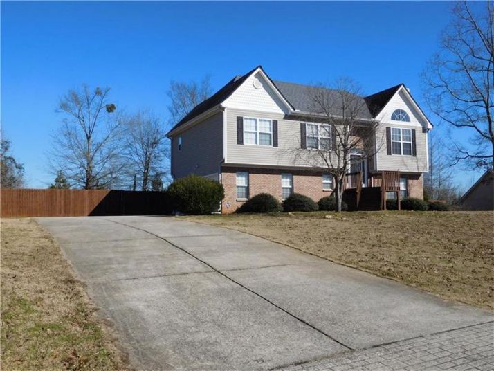 212 Sawdust Trail, Nicholson, GA 30565