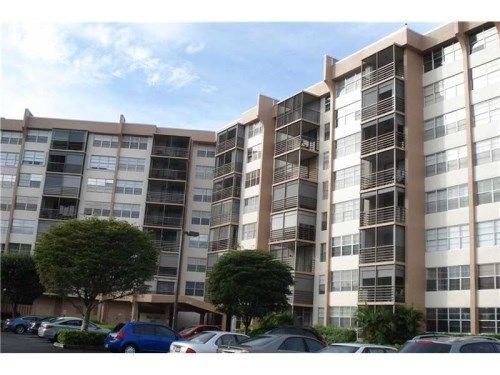 1000 Saint Charles Pl # 611 EL, Hollywood, FL 33026