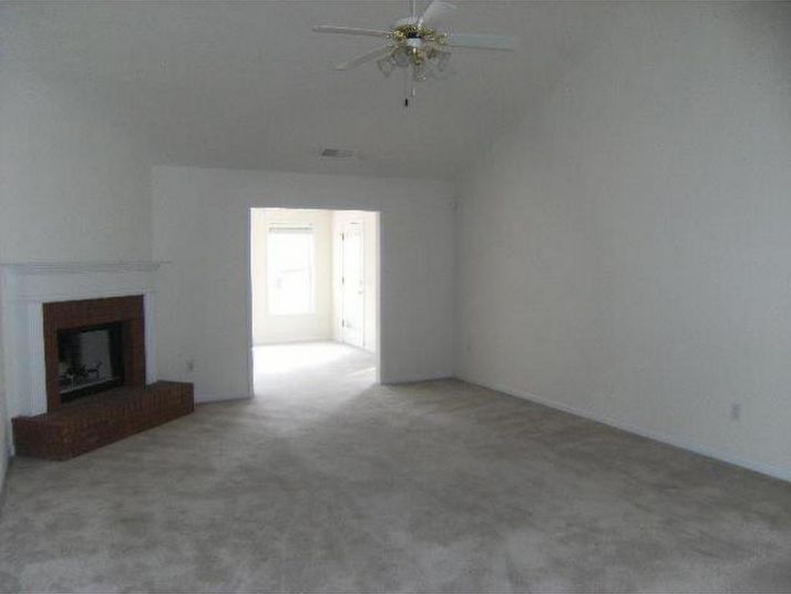 1220 Webb Farm Lane, Loganville, GA 30052