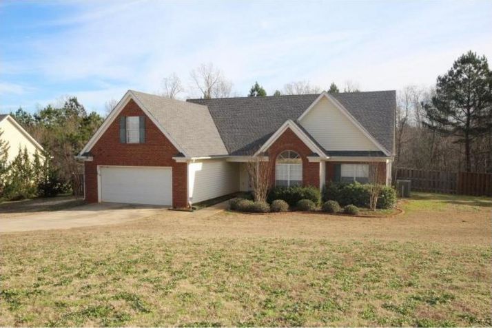 525 Brewer Drive, Locust Grove, GA 30248
