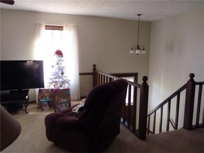 246 Sabrina Court, Woodstock, GA 30188