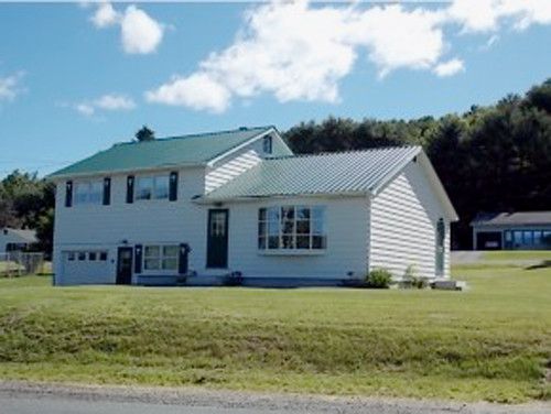 76 Breezy Hill Road, Saint Johnsbury, VT 05819